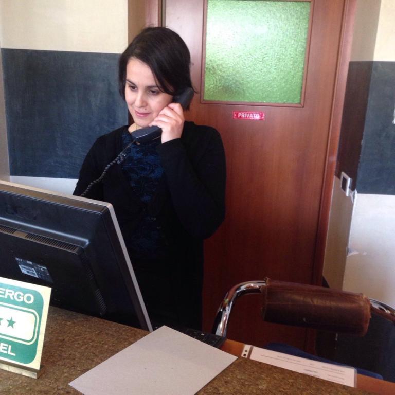 Albergo Villa & Roma Pallazzolo sull'Oglio Bagian luar foto