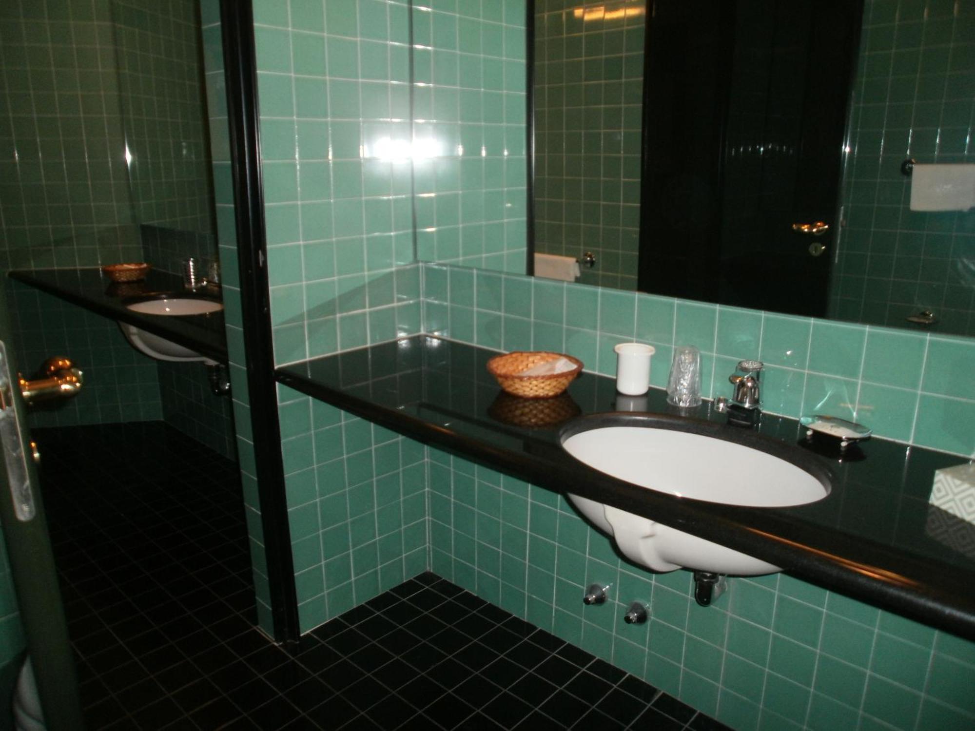 Albergo Villa & Roma Pallazzolo sull'Oglio Ruang foto