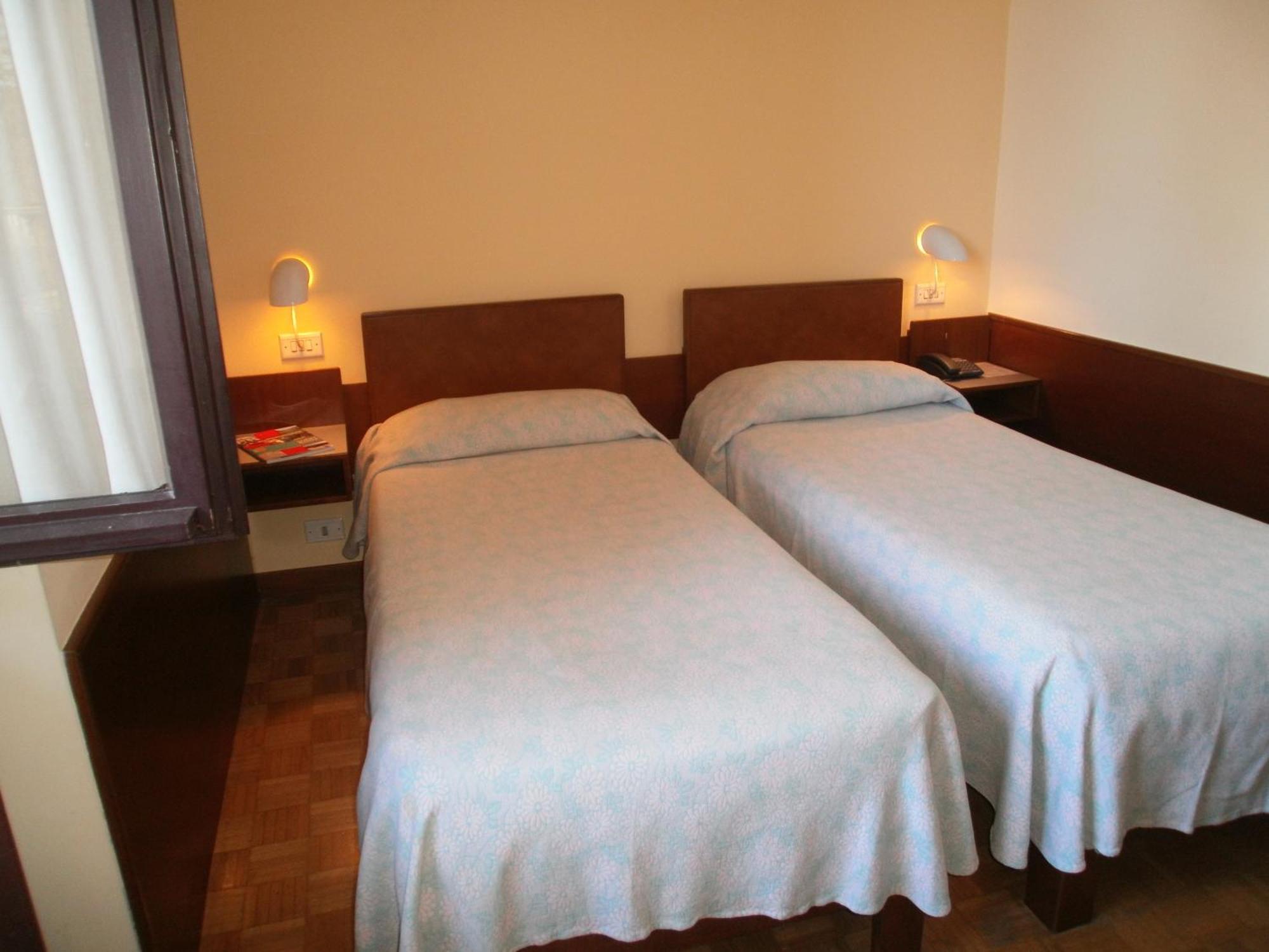 Albergo Villa & Roma Pallazzolo sull'Oglio Ruang foto