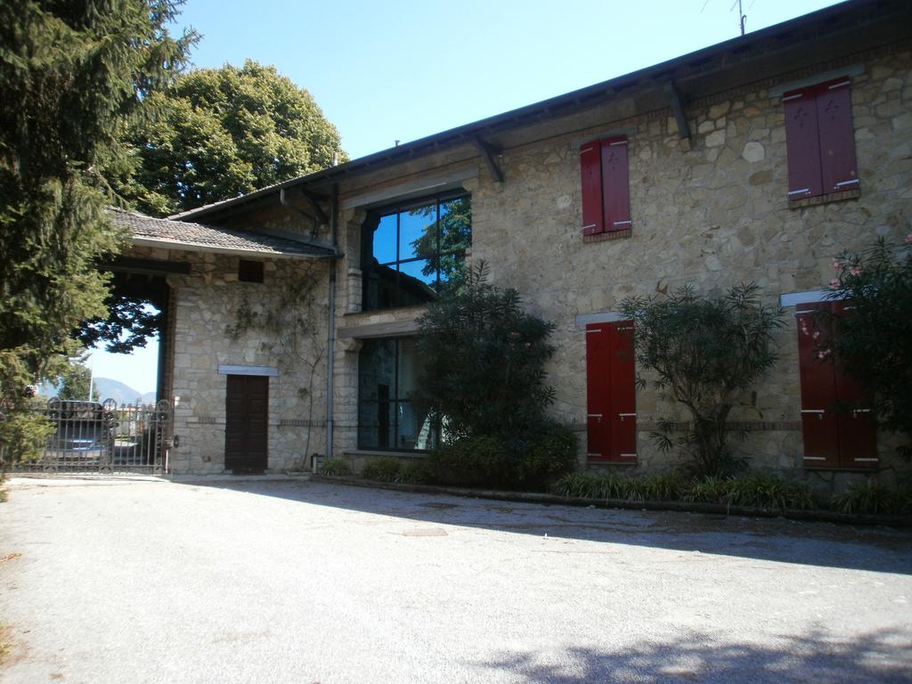 Albergo Villa & Roma Pallazzolo sull'Oglio Bagian luar foto
